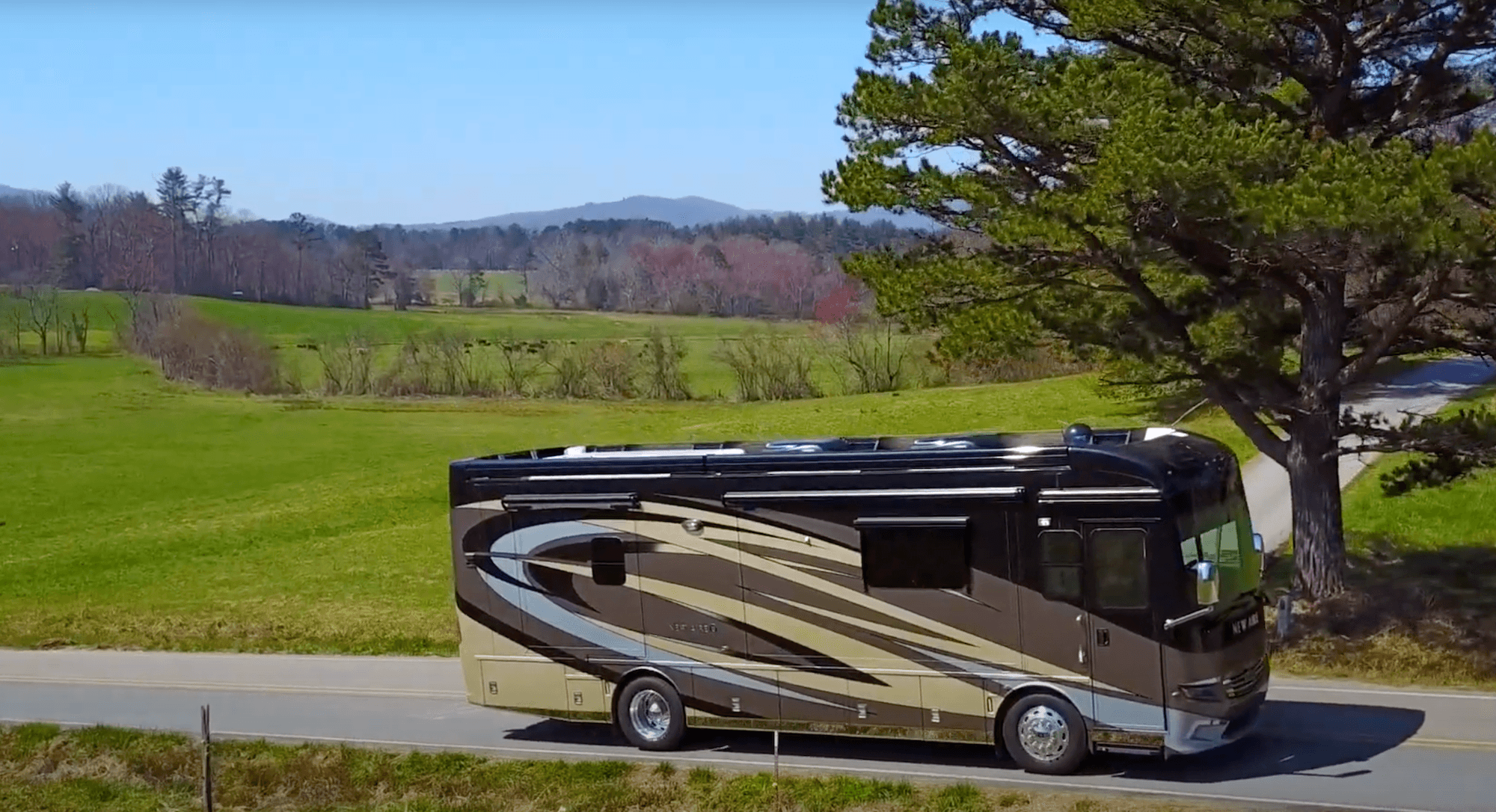 rv-with-three-battery-systems-featured